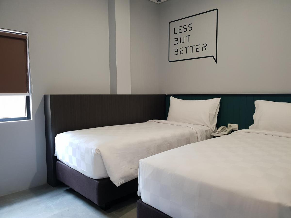 Sambina Prime Hotel Jakarta Buitenkant foto